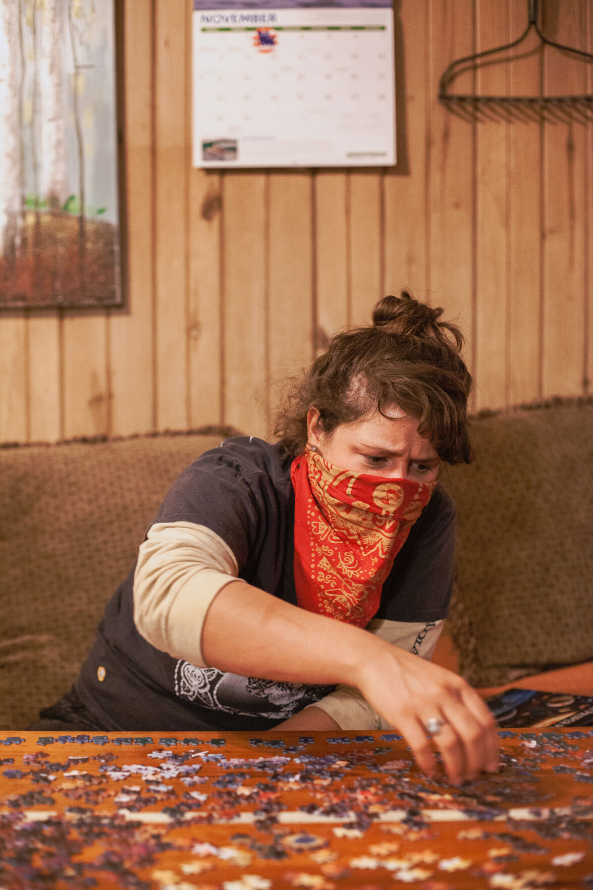 Michelle La Fata works on a puzzle